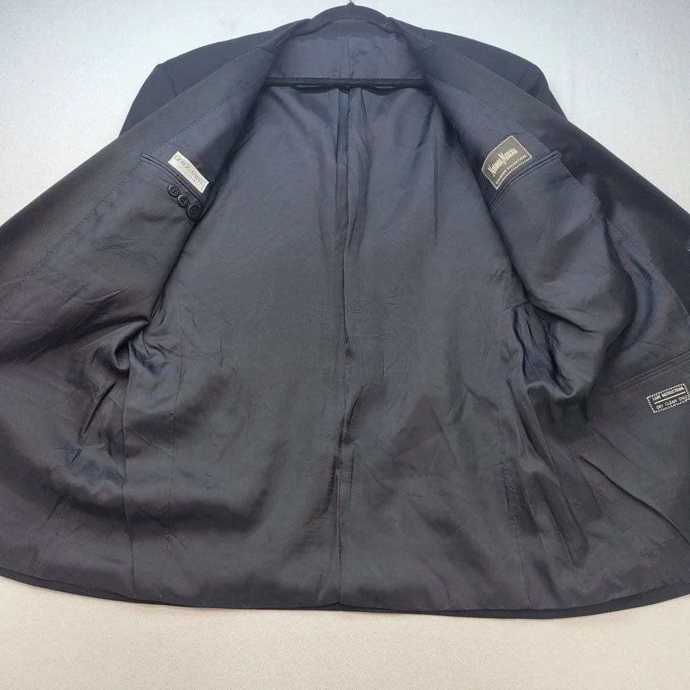 Giorgio Armani Blazer Mens 44R Black Virgin Wool 2-Button Sport Coat